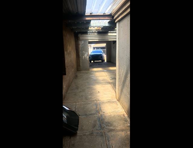 4 BEDROOM FREESTANDING FOR SALE IN SOSHANGUVE SOUTH EXT 2